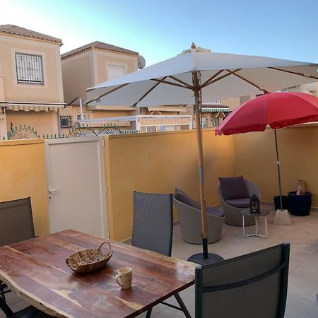 Holiday House Torrevieja Exterior photo