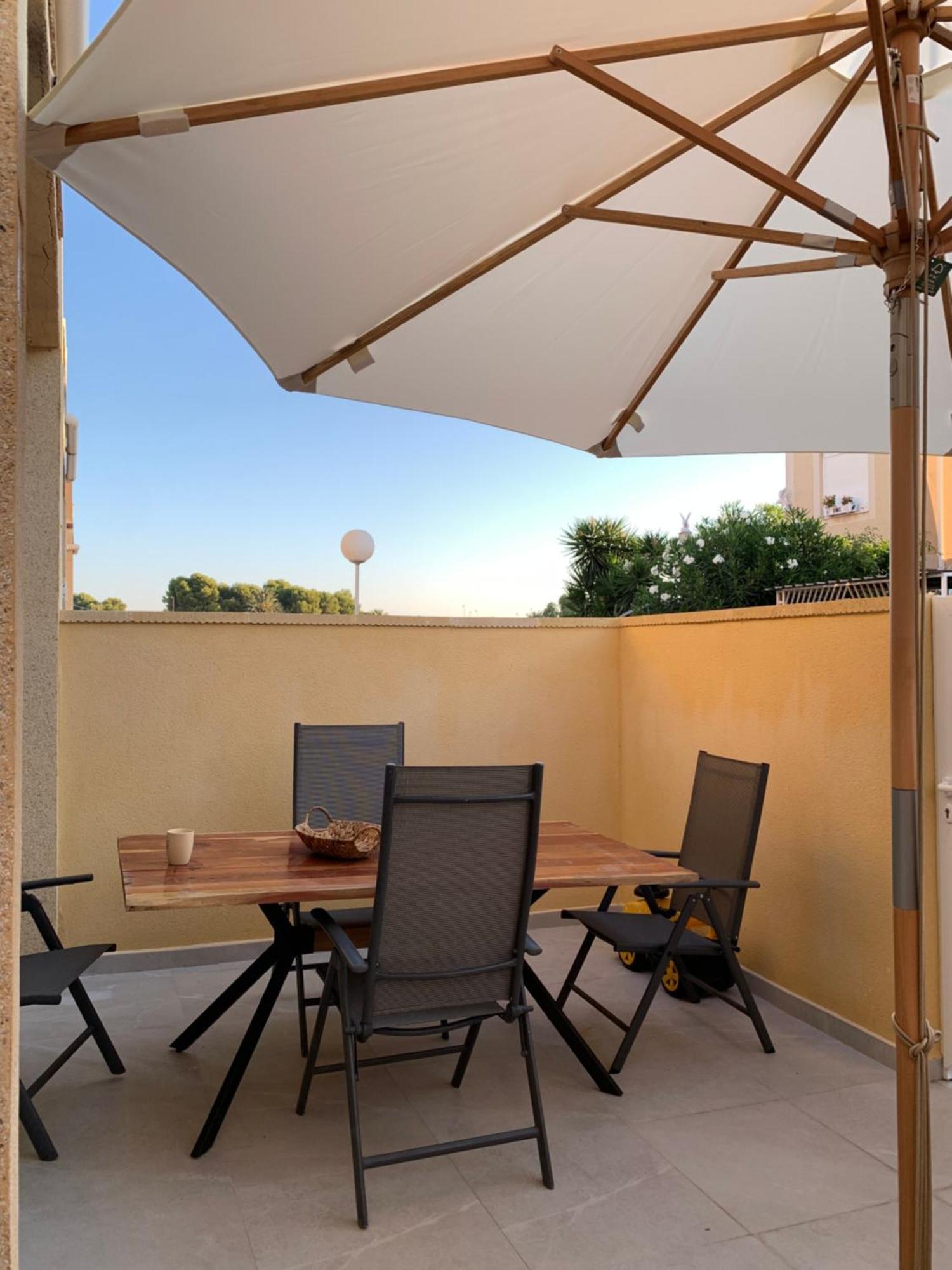 Holiday House Torrevieja Exterior photo